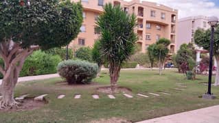 Available Apartment in Rehab City, first phase, view wide garden    - 136 m ground with garden 50 m    - Company finishes    - Sale including brushes