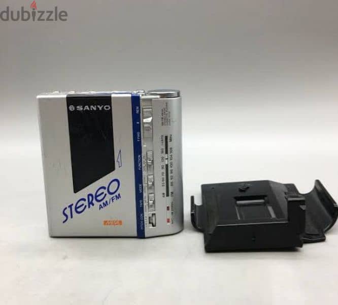 مشغل كاسيت وراديو استريو ياباني walkman Sanyo MG2 3