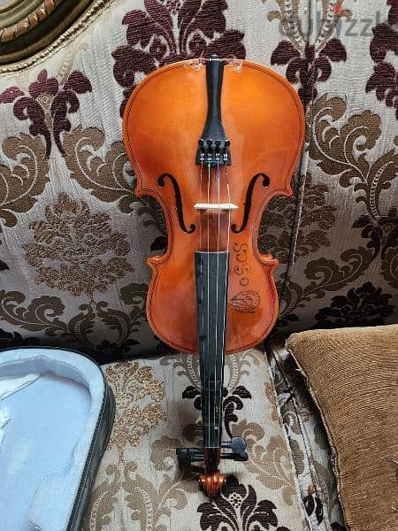 used violin for sale in perfect condition / كمان مستعمل 2