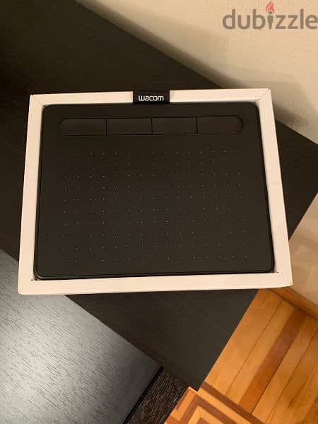 wacom intous pro small graphic tablet (almost new) 1