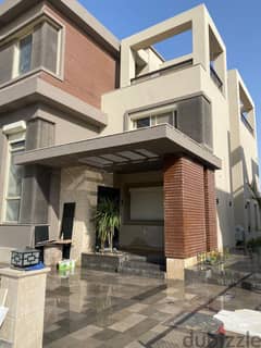 Prime Location Luxury Twinhouse In New Giza 0