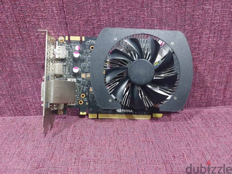 كرت شاشه gtx 960  2gb  بحاله ممتازه 1