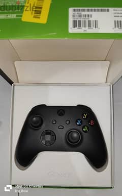 Xbox series x controller with original battery