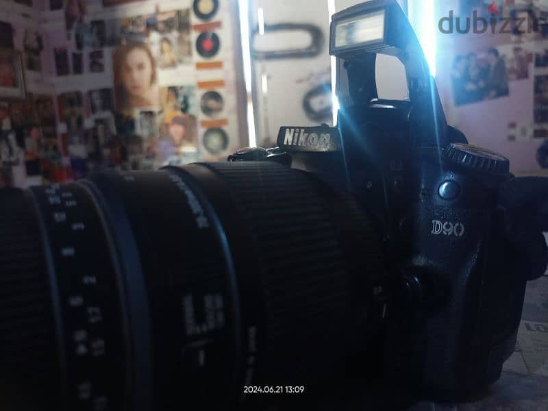 كاميرا نيكون D90 مع عدسه 70/300 2