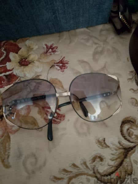 Cristian dior sunglasses 0