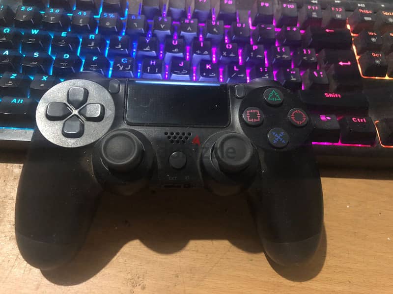 PS4 controller used like New 2