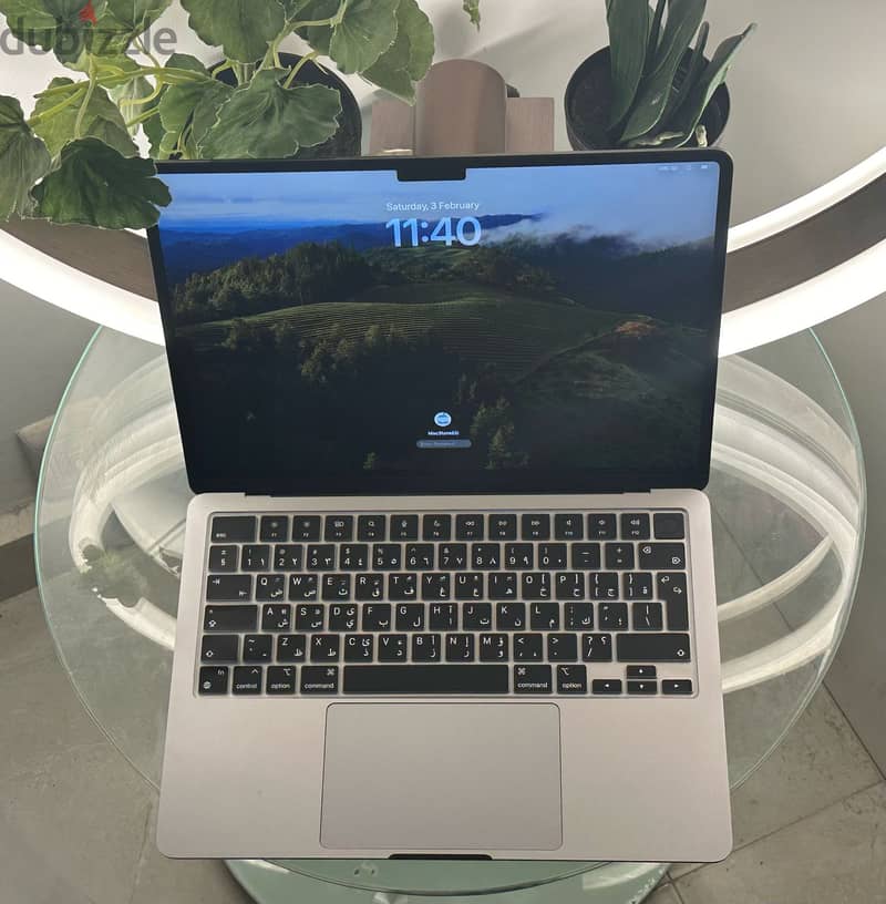 MacBook Air (13-inch, M2,  8-core CPU , 8-core GPU ,2022) With Apple 5