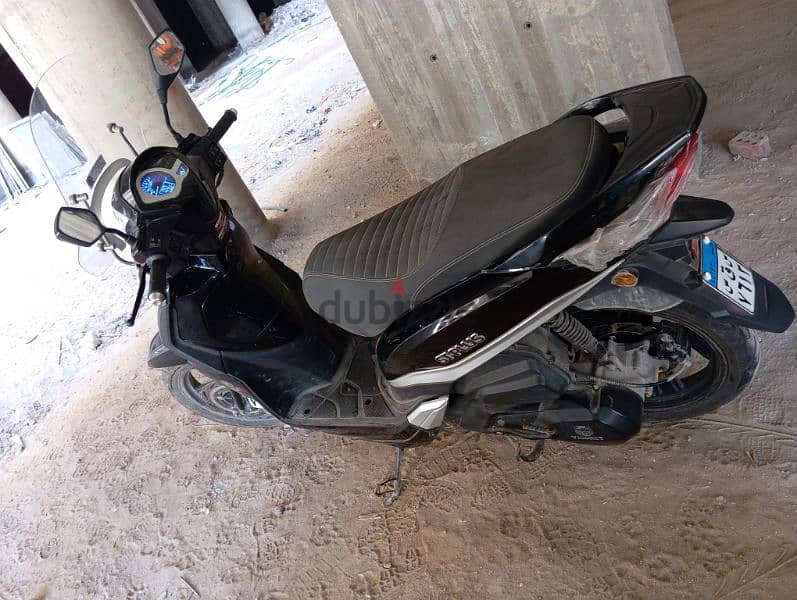 اسكوتر فيجورى st blus 200cc 3