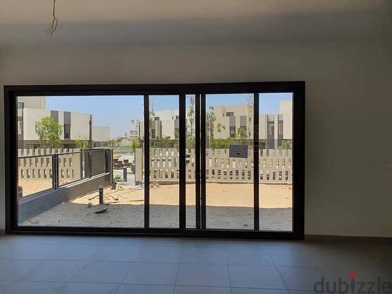 135 sqm two-room apartment for sale, fully finished, 5% down payment over 7 years, in Shorouk City, ALBUROUJ Compound 1