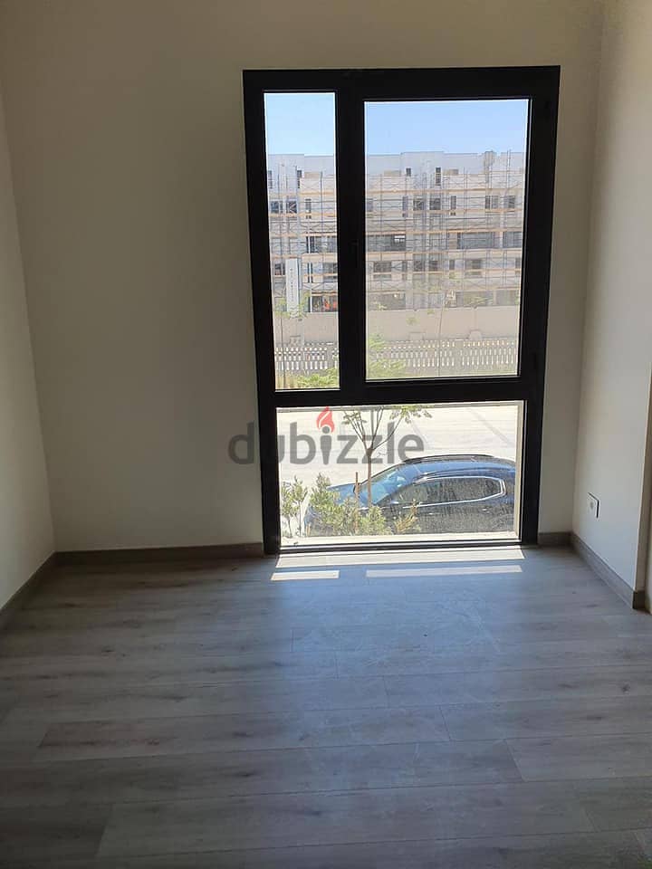 135 sqm two-room apartment for sale, fully finished, 5% down payment over 7 years, in Shorouk City, ALBUROUJ Compound 2