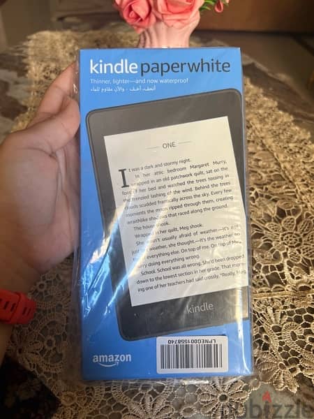 kindle paperwhite 10th generation storage 8G with all accessories 1