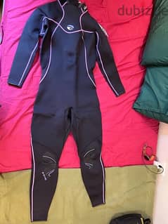 diving and water sports wetsuit