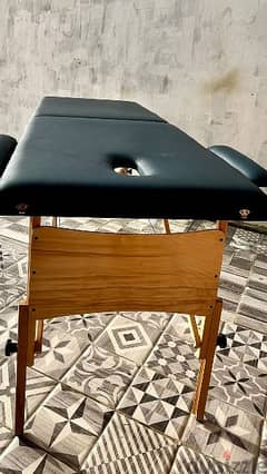 Massage table portable | سرير مساج محمول