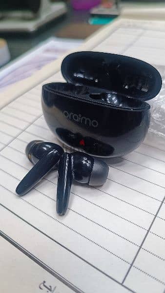 اير بودز اورايمو اصلية Oraimo 1