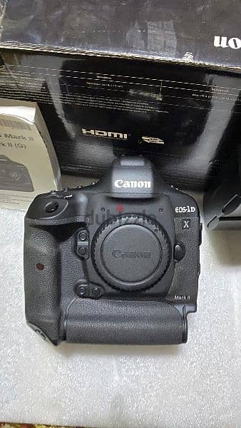 canon 1dx mark ii new 6