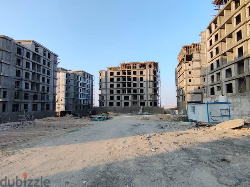 دوبلكس للبيع 195م+100م جاردن في التجمع الاول امام الرحاب كمبوند كريك تاونDuplex for sale195m+100m G in new cairo front of Al-Rehab Creek Town Compound 4