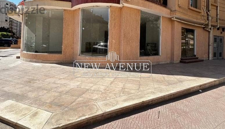 Ground Commercial Retail for rent 320m2 1