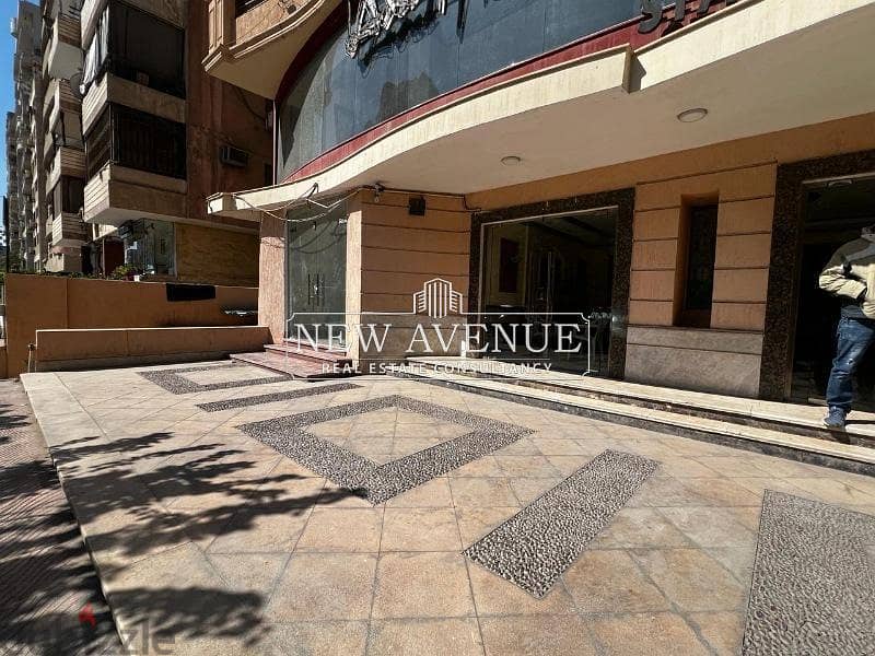 Ground Commercial Retail for rent 320m2 2
