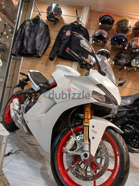 Ducati Supersport S 2
