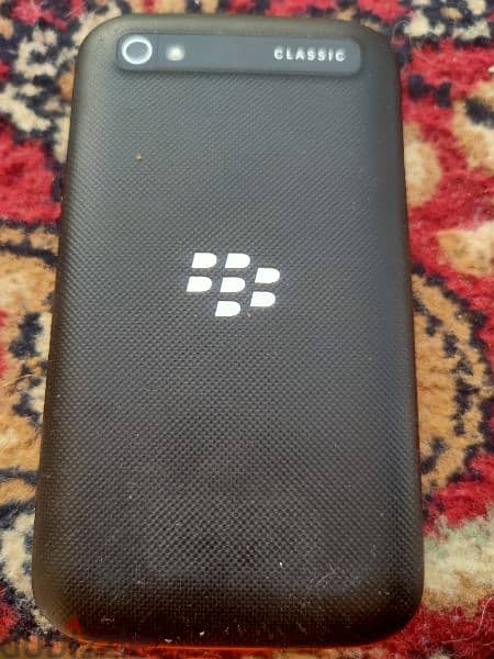 بلاك بيري كلاسيك - blackberry q20 classic 1