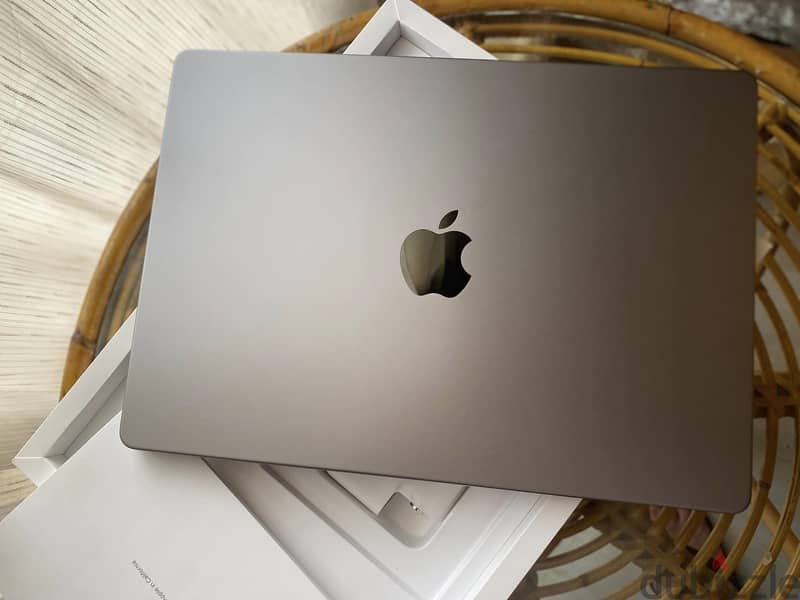 MacBook Pro 14-Inch M1 Pro 0