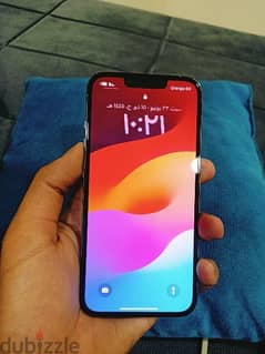 phone 13 pro like new