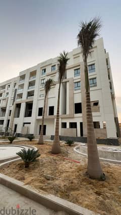 For housing and investment. . 1-room apartment for sale in Sheraton Heliopolis in Aljar Sheraton Compound