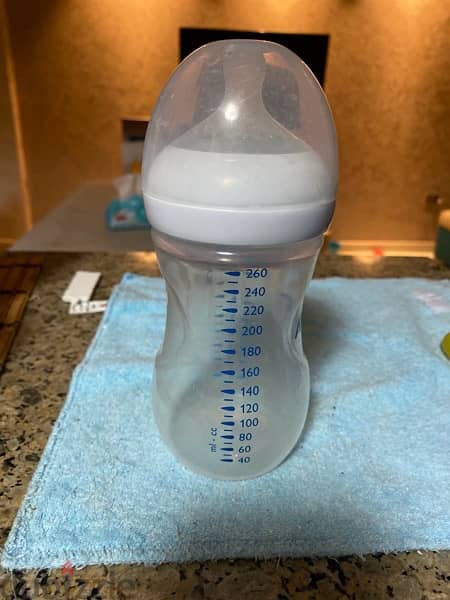 Avent 260 ml natural feeding bottle 0