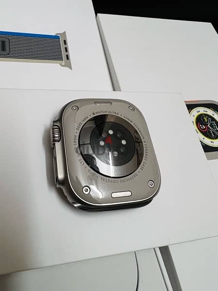 Apple watch Ultra 49MM 11