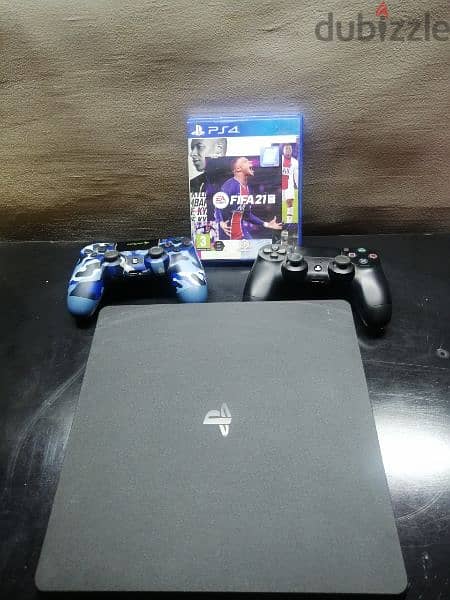 Playstation 4+ 1 game+ 2 joystick 0