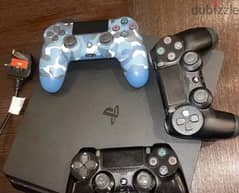 ps4 slim 500 gb used with 3 working controllers