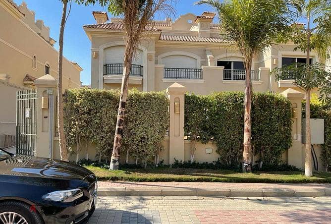 Villa under price ready to move in el patio prime el shorouk  - La Vista فيلا استلام فوري في الباتيو برايم الشروق بالقسط 0