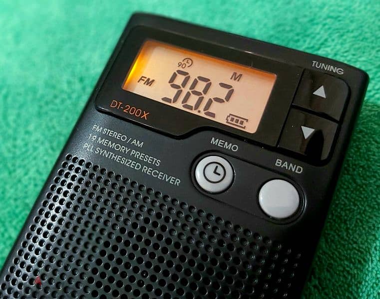 راديو ديجيتال بالسماعات الداخلية والخارجية 0