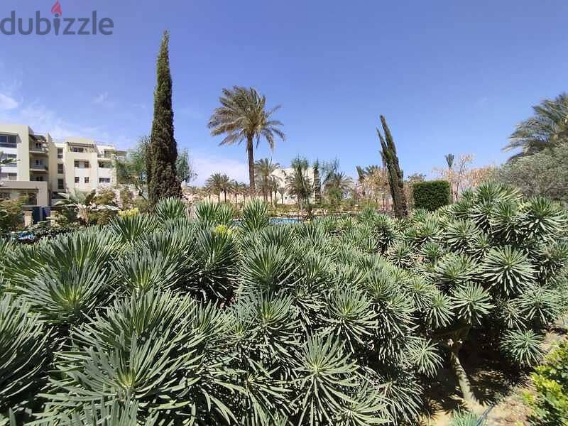 Amazing Town House with Prime Location in Uptown Cairo For Sale 3