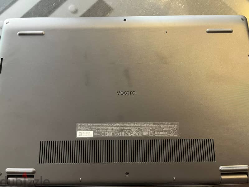 Dell Vostro 3520 i5 12th gen 1