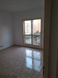 A new apartment is available for rent in Al-Rehab, in the tenth phase, 180 meters, near the Avenue Mall