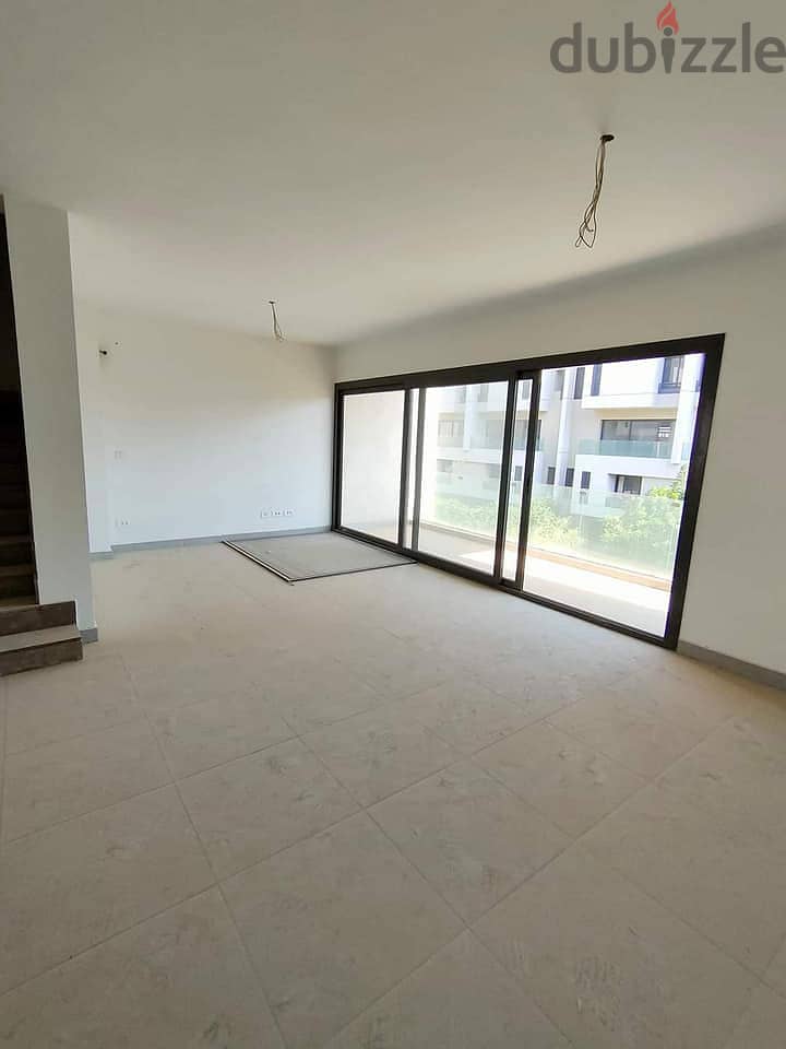 Apartment for sale, 240 meters, fully finished, in Shorouk City, with the lowest down payment over years, Al Burouj Compound, AL BUROUJ 5