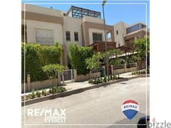 Townhouse For Rent in Grand Heights compound