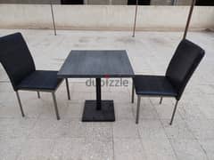 طاولات وكراسي 0