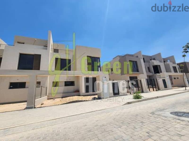 Trio TownHouse 208m For sale best location ready to move in Sodic East 5