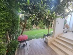 شقه للايجار 122 كمبوند حدائق المهندسين الشيخ زايد بالمطبخ و التكيفات