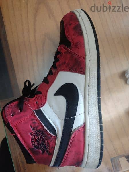 Jordan 1 made in Vietnam size 41 25.5 cm الجوده العاليه و مستعمله 0