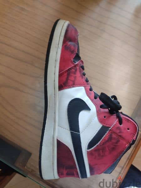 Jordan 1 made in Vietnam size 41 25.5 cm الجوده العاليه و مستعمله 1