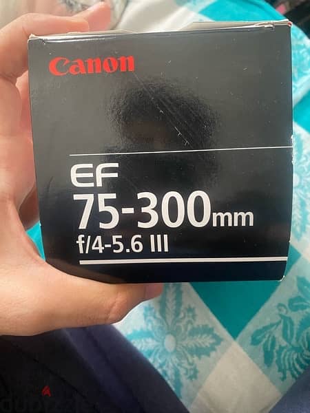 Canon EF 75-300 f/ 4 - 5.6 III lens 1