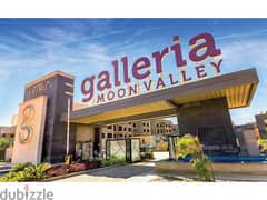Apartment with garden for sale in Galleria Moon Valley .