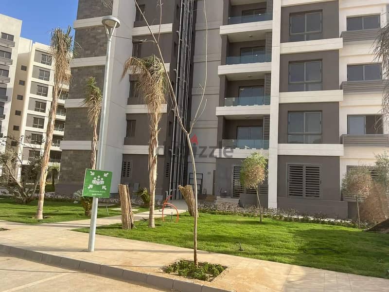 Apartment for sale in Nour City, the first smart city in Egypt, area of ​​119 sqm, old reservation, fourth floor, sea view, distinctive view 6