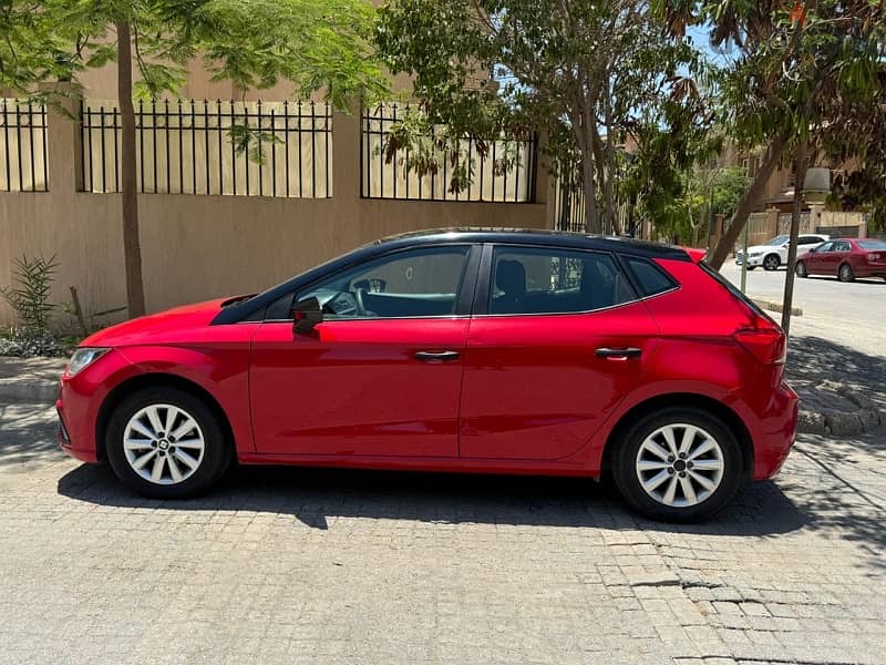 Seat Ibiza 2021 for sale-عربية سيات ابيزا موديل ٢٠٢١ للبيع 4