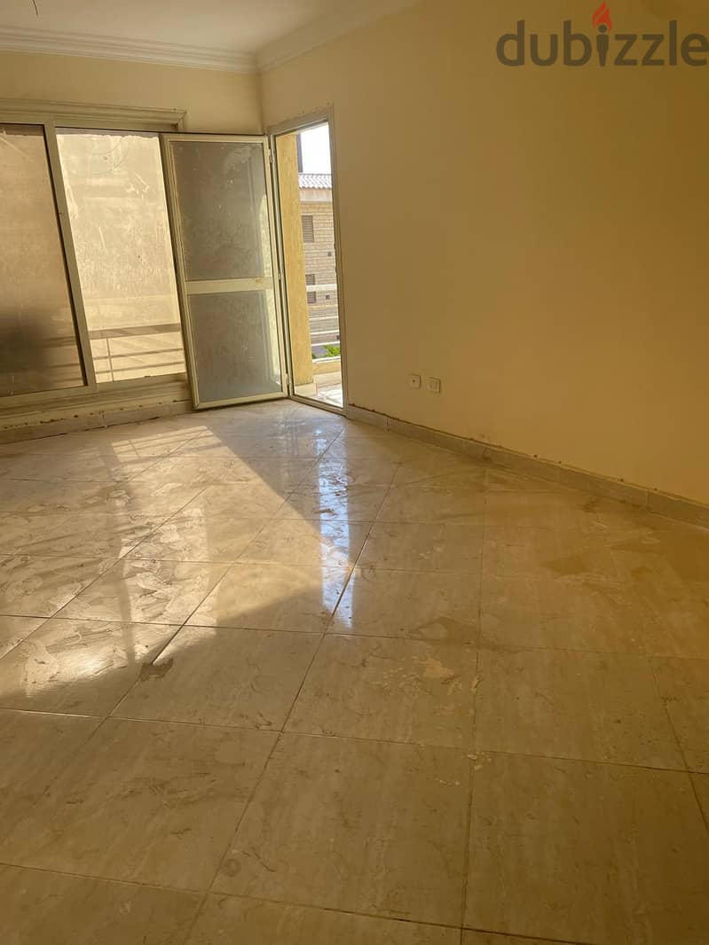 Apartment with Garden for Sale Immediate Delivery 100 sqm in Dar Misr Al-Andalus 2