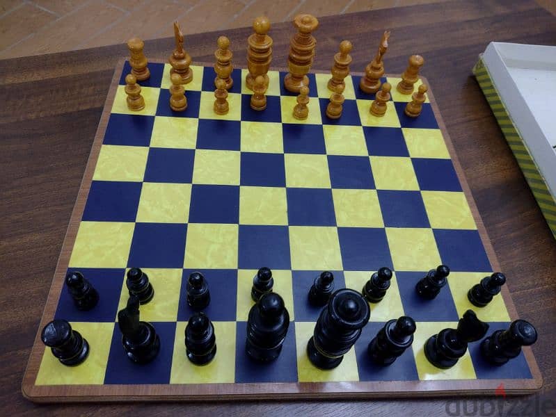 أطقم شطرنج جديدة - ألواح خشبية فاخرة 1
