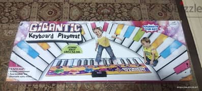 بيانو اطفال على هيئة لوحة مرنة
Giant Keyboard Piano Musical Play Mat